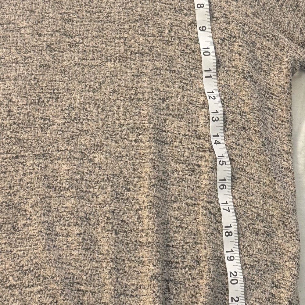 Large Nine Britton Long Sleeve Sweater - Picture 4 of 6